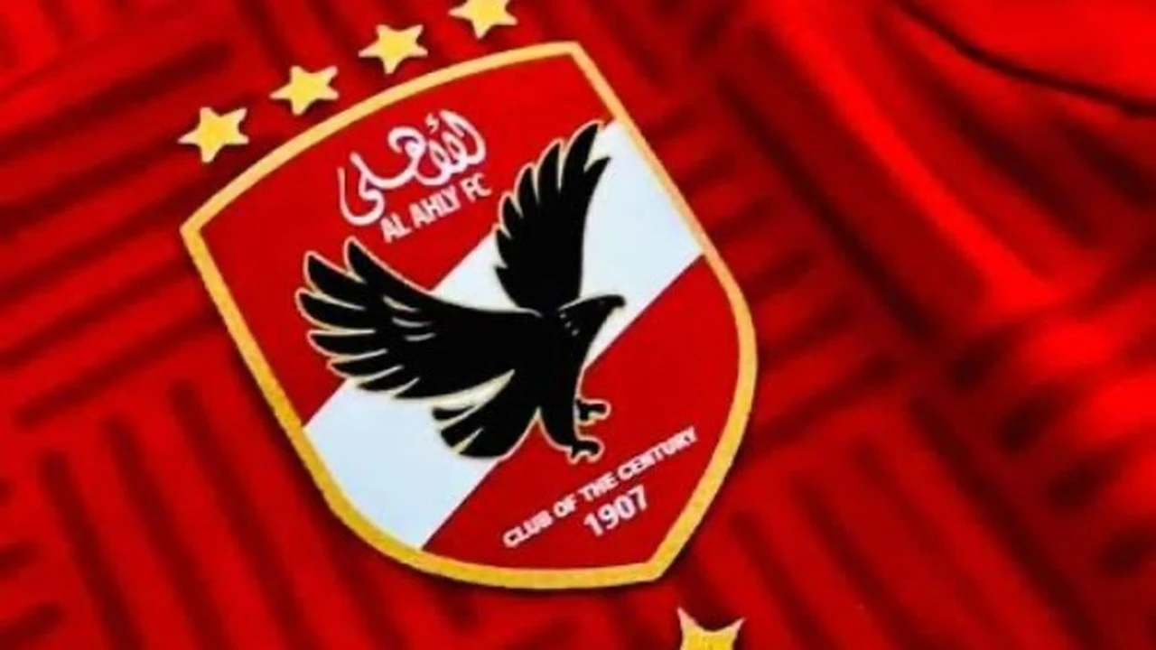 عروض الزمالك وبيراميدز تلاحق نجم الأهلي أحمد عبد القادر رغم رغبته في الانتقال إلى الخليج